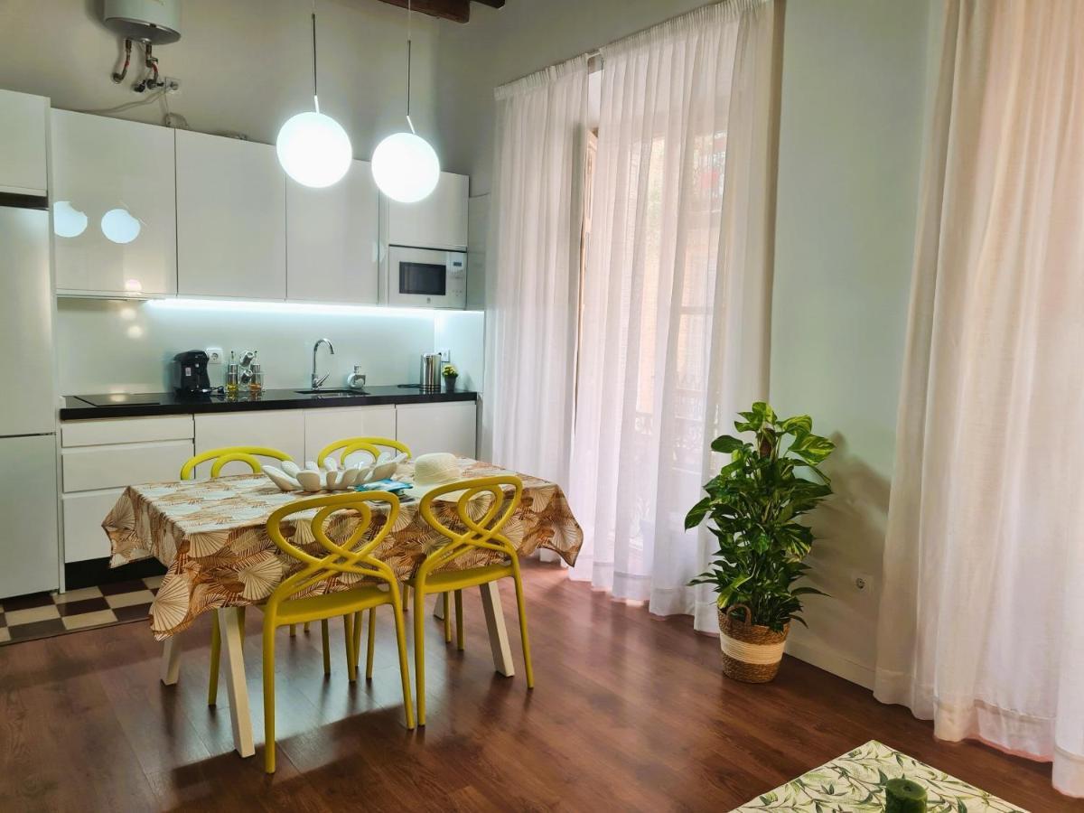 Apartamento Vina P. Malaga Centro Bagian luar foto
