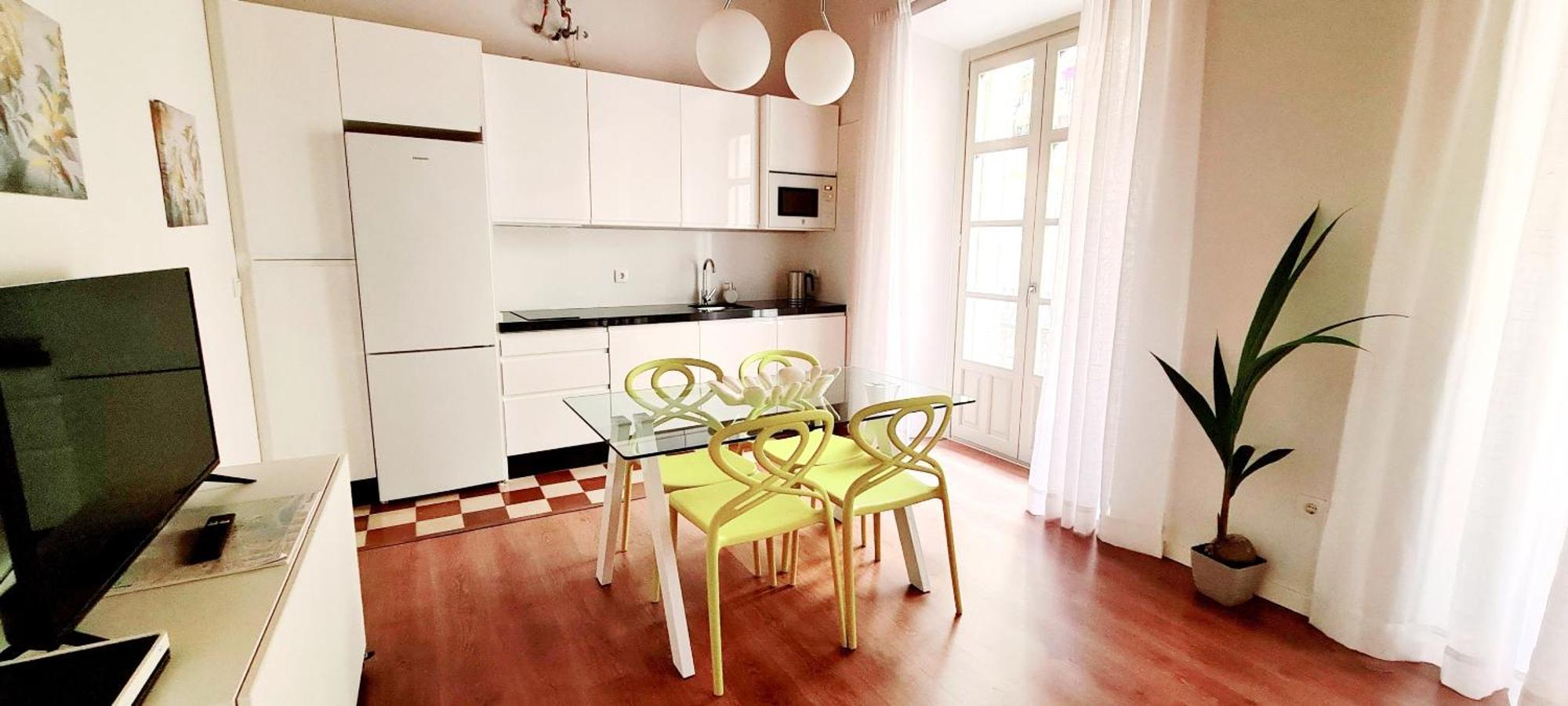 Apartamento Vina P. Malaga Centro Bagian luar foto