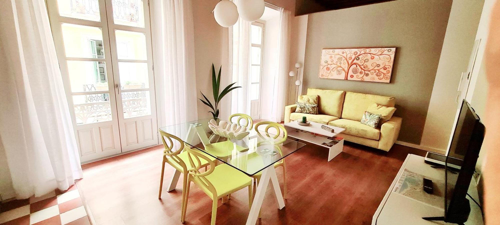 Apartamento Vina P. Malaga Centro Bagian luar foto